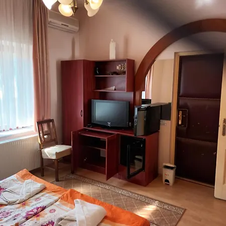 Pilota Panzio Bed & Breakfast *