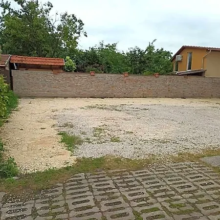 Pilota Panzio Bed & Breakfast