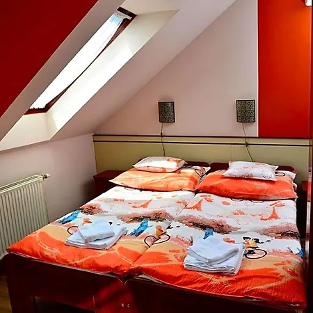 Pilota Panzio Bed & Breakfast Szeged