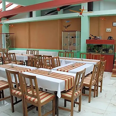Pilota Panzio Bed & Breakfast Szeged