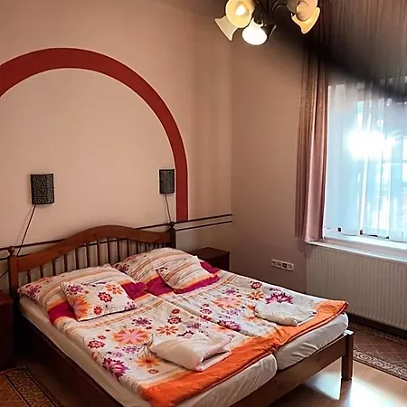 Pilota Panzio Bed & Breakfast